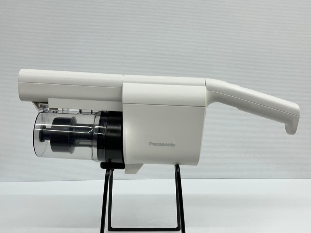 28分　ダスト 純正バッテリー付き　Panasonic 掃除機　MC-SB33J