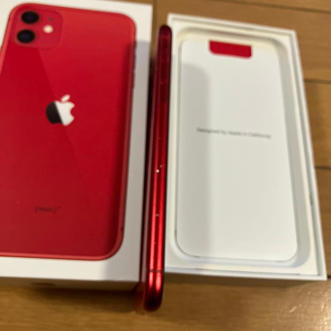 iPhone11 64GB レッド 裏面割れ