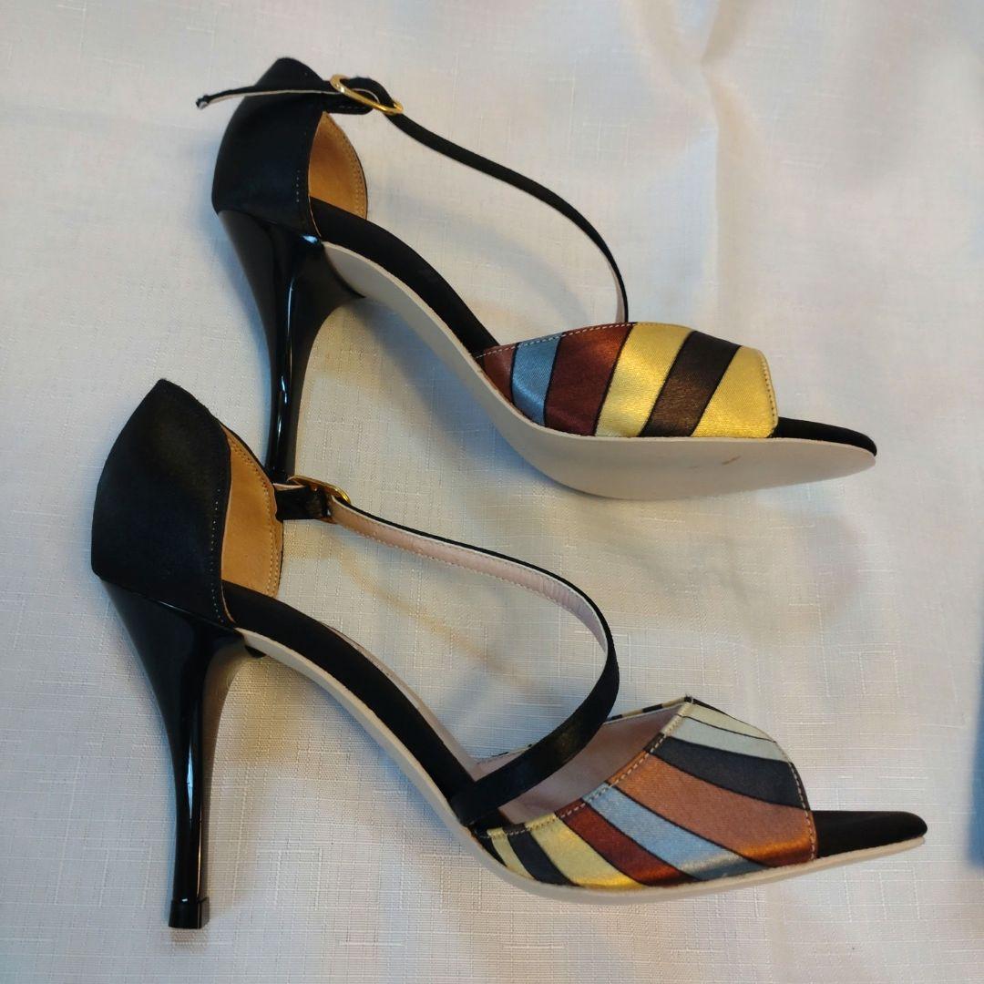 【専用】コムイルフォー タンゴシューズ　サンダル　34　マルチカラー