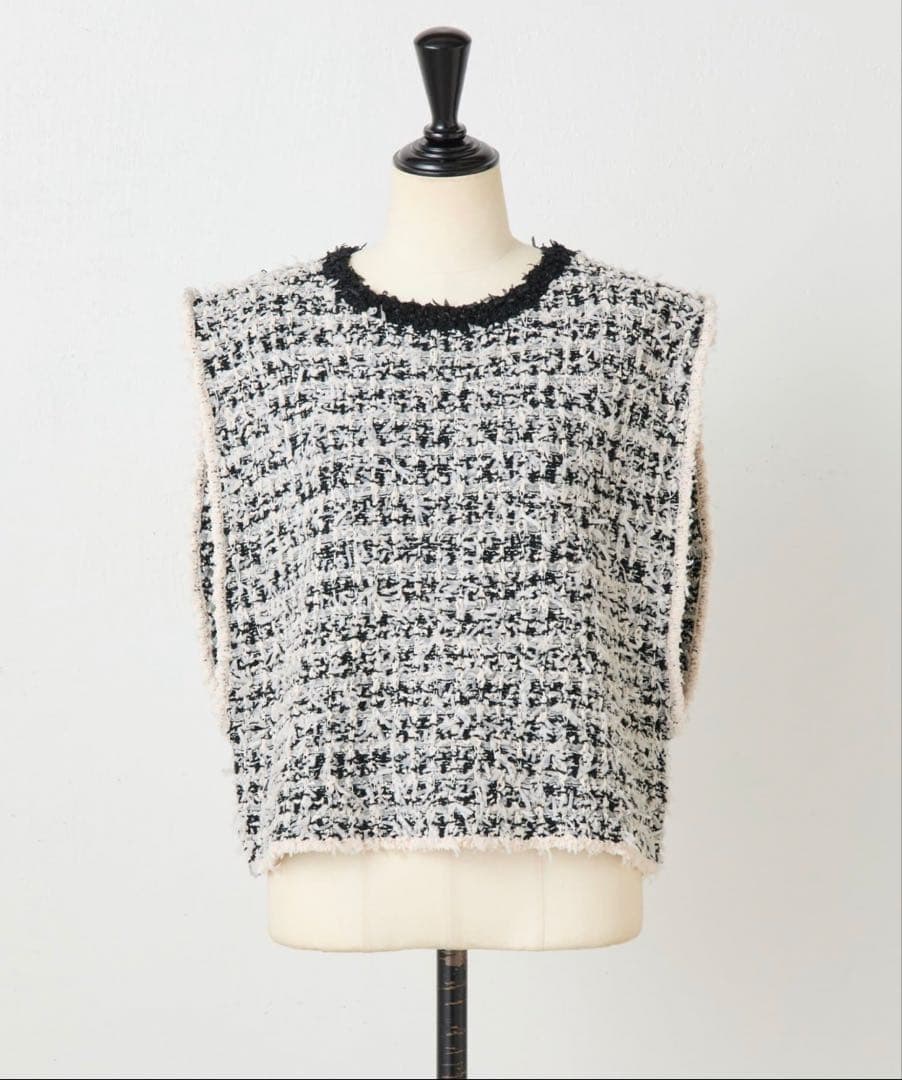 BEARDSLEY ツイードニットベスト 新品タグ付　ビアズリー