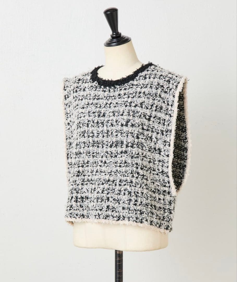 BEARDSLEY ツイードニットベスト 新品タグ付　ビアズリー