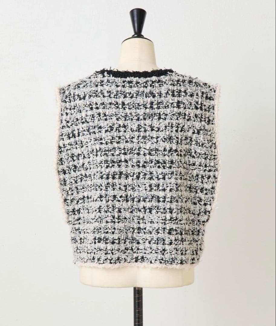 BEARDSLEY ツイードニットベスト 新品タグ付　ビアズリー