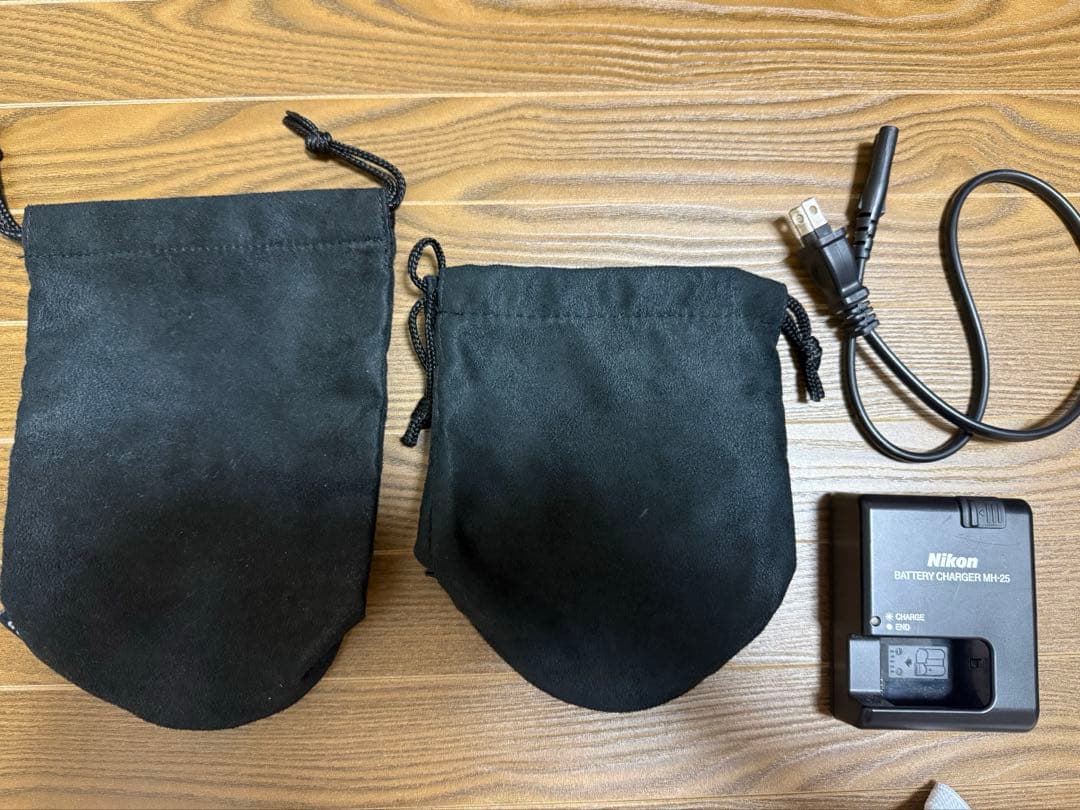 Nikon 一眼レフ　D7100 レンズ２つセット