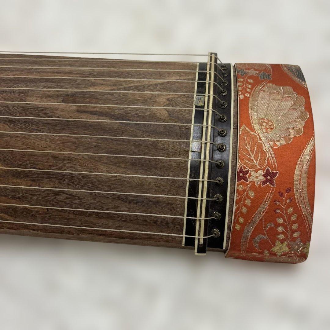 【美品】琴　和楽器　13弦　半上角　波甲　すだれ掘り