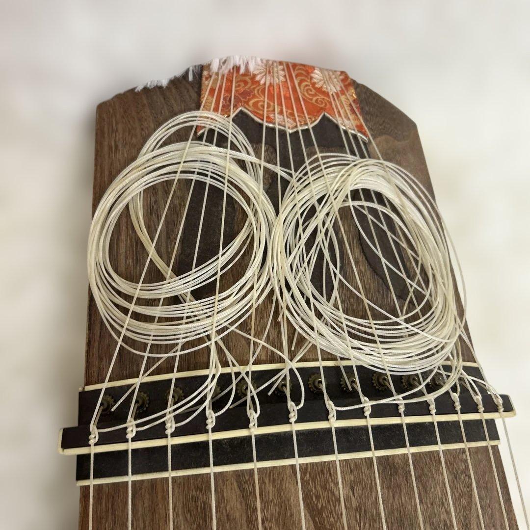 【美品】琴　和楽器　13弦　半上角　波甲　すだれ掘り