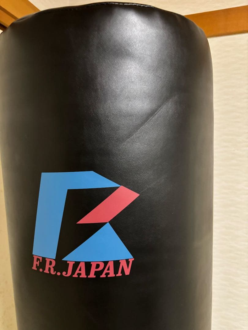 えりなです 美品　ファイティングバッグ