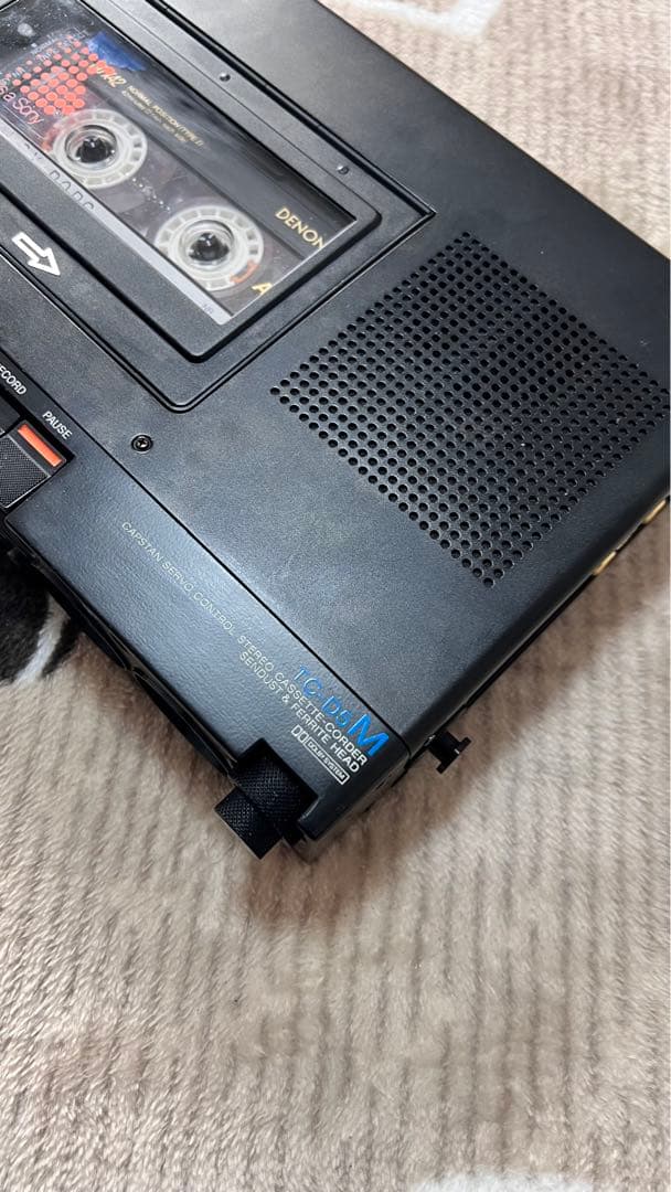 【美品】【電確認済み】SONY TC-D5M カセットプレイヤー。専用カバー付