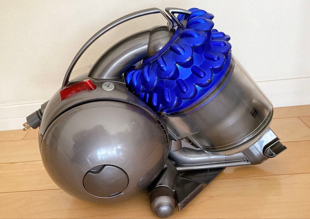 Dyson DC46キャニスター掃除機本体&アタッチメント