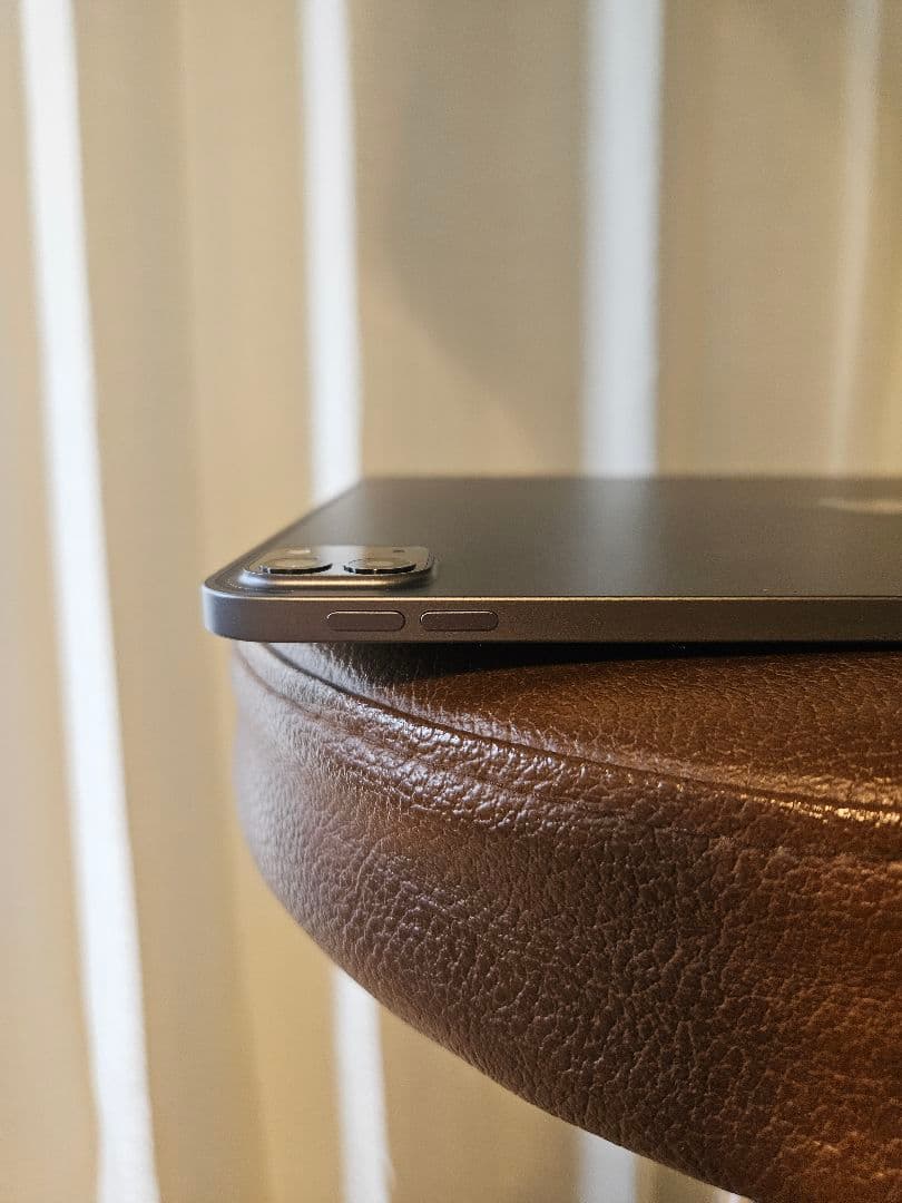 H*A様 iPad pro 第5世代　128GB Wi-Fi　12.9インチ