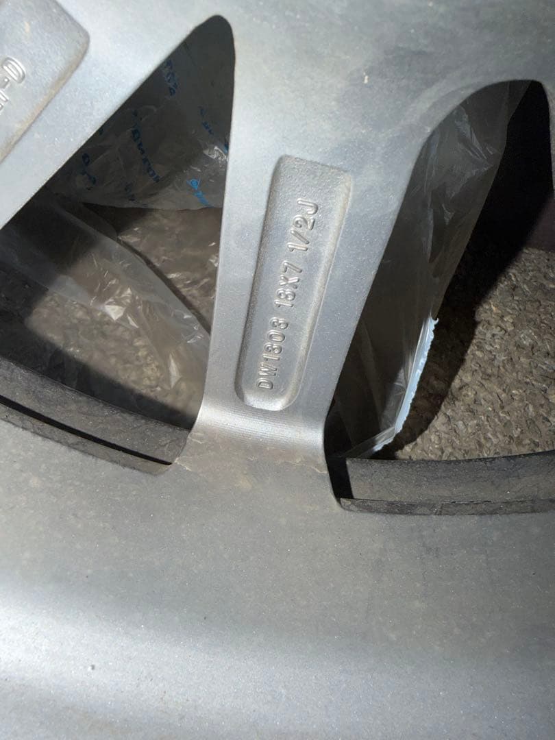 深溝　美品　235/55R18 スタッドレス　ハリアー　4本セット