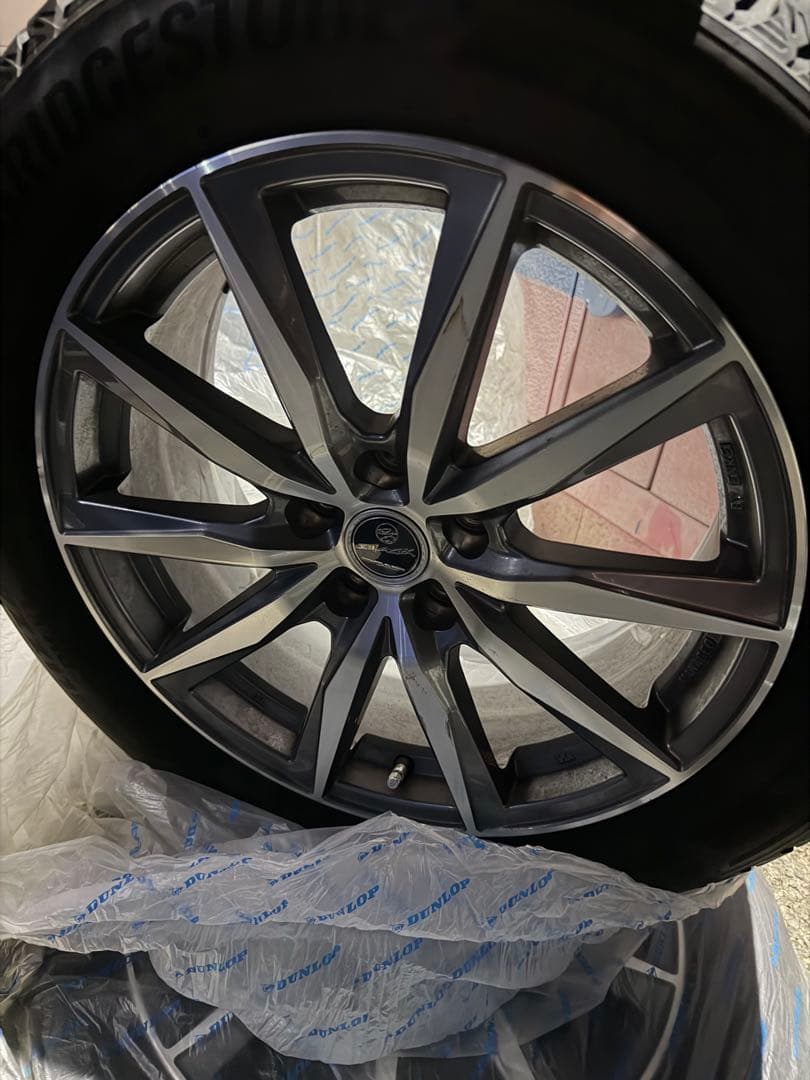 深溝　美品　235/55R18 スタッドレス　ハリアー　4本セット