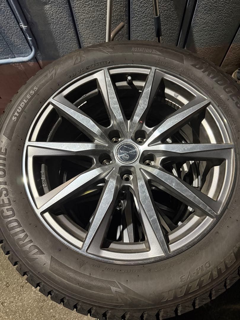 深溝　美品　235/55R18 スタッドレス　ハリアー　4本セット