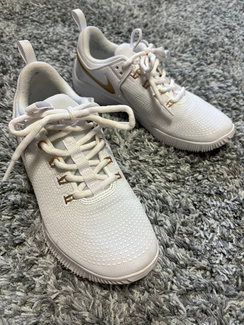 NIKE バレーボールシューズ