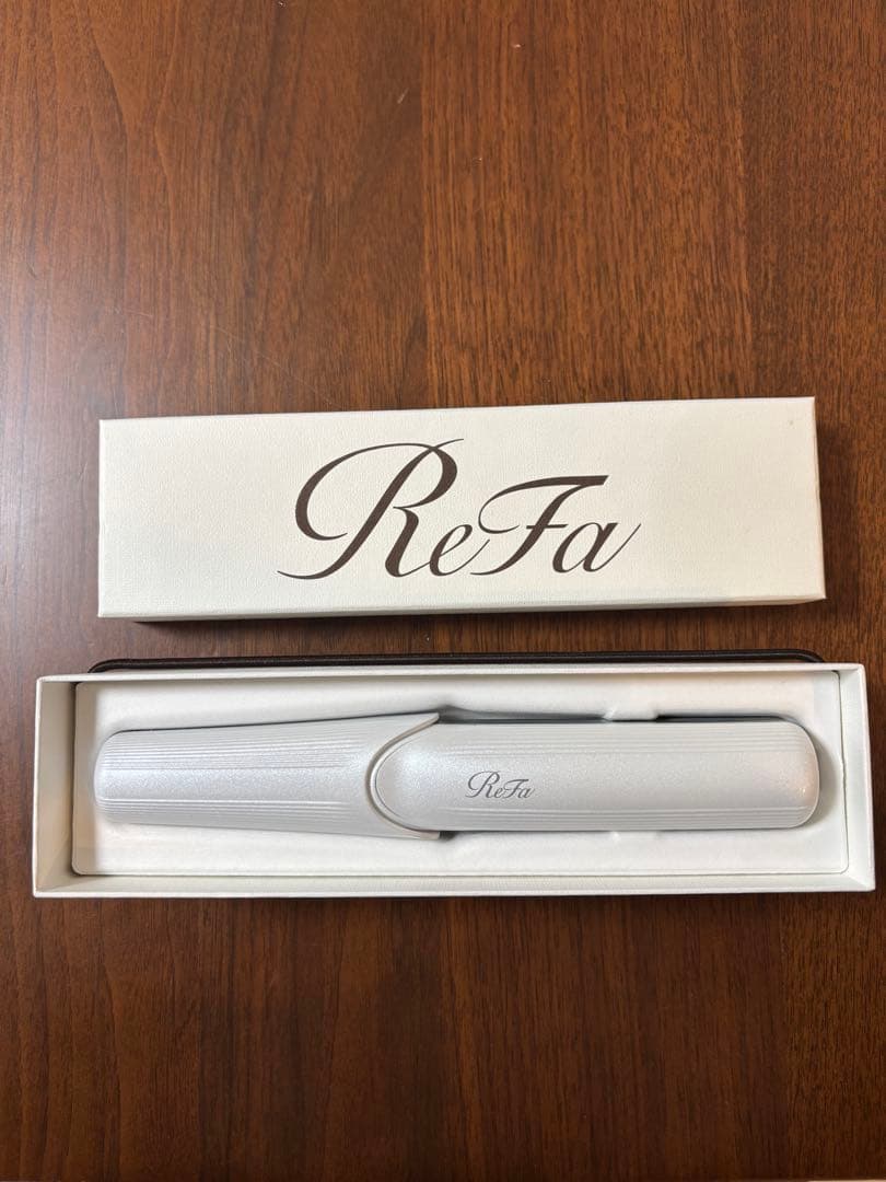 ReFa ストレートヘアアイロン ホワイト 充電ケーブル付き