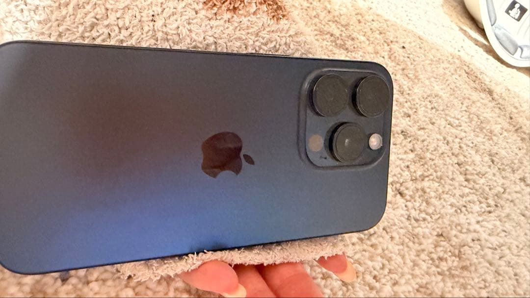 スマートフォン本体 Apple iPhone 15 pro 256gb