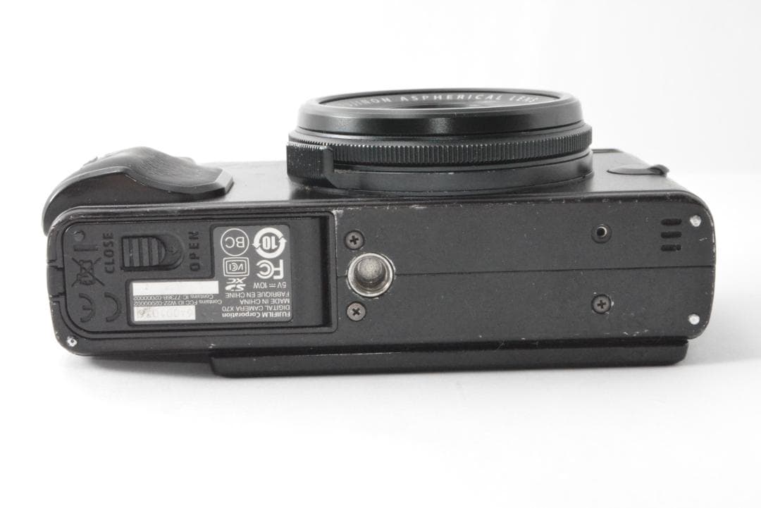 フジフィルム　Fujifilm X70