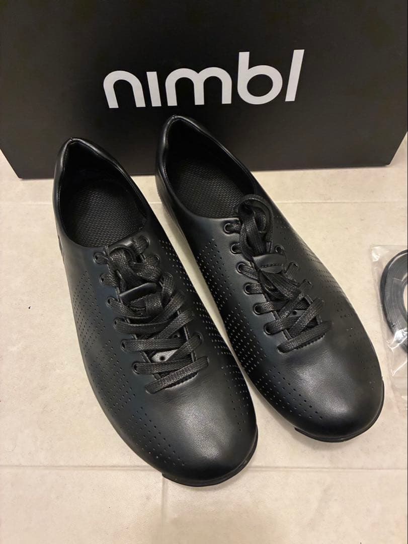 ニンバル　サイクリングシューズNimbl Air 41.5