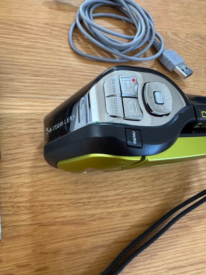 SANYOデジタルムービーカメラ　DMX-CA9