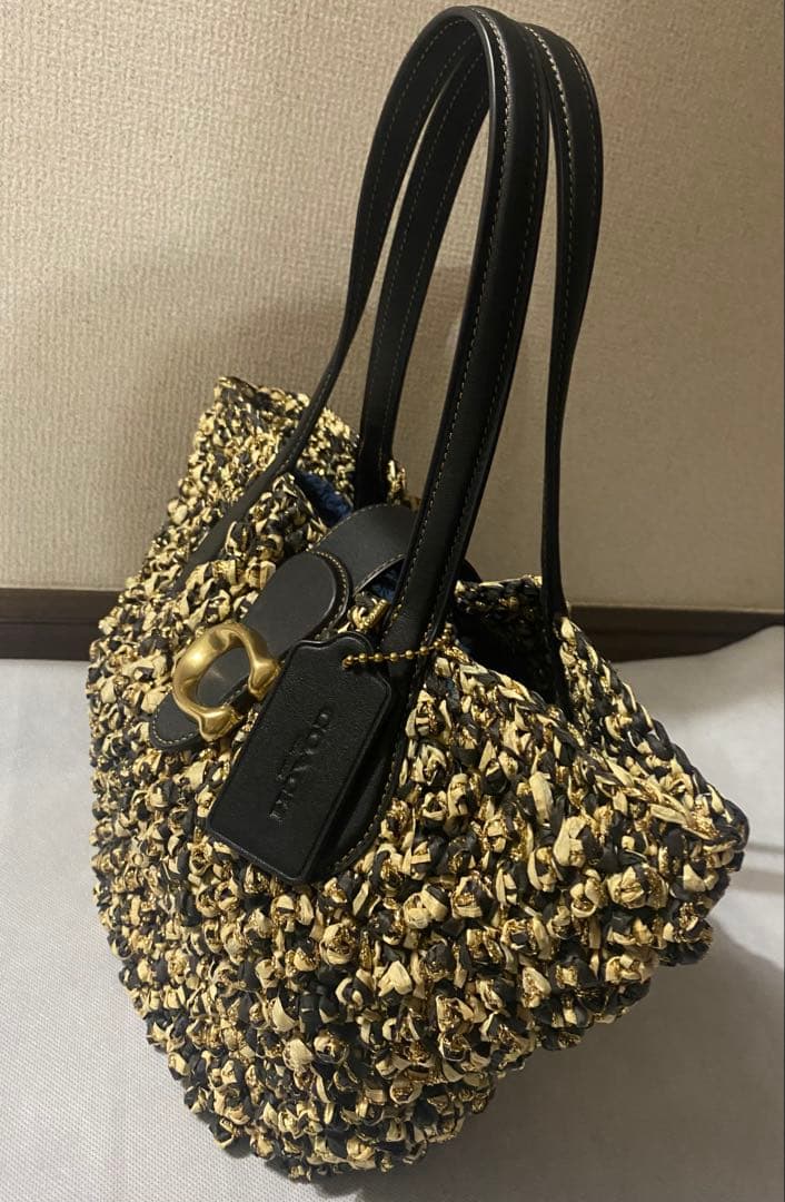 【完売品，新品】COACH タビーCデザインかごバック、紙袋、保存袋付き