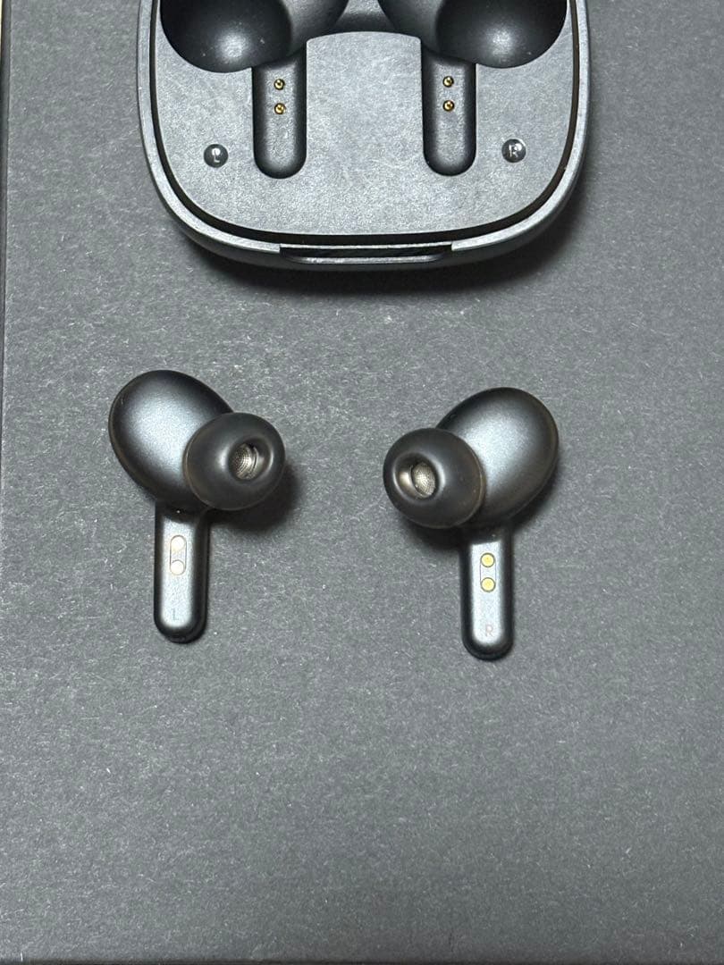 JBL LIVE PRO 2 TWS ワイヤレスイヤフォン　おまけ付き