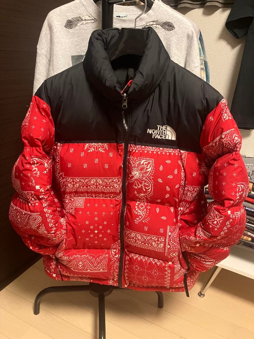 日本未入荷　ノースフェイス　バンダナ柄　ヌプシジャケット　M