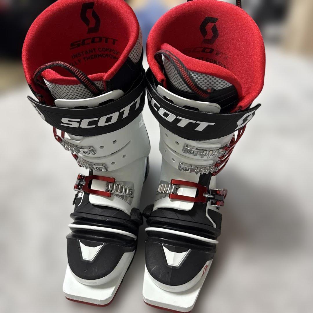 SKIテレマークブーツ　Scottブードゥ26.5センチ