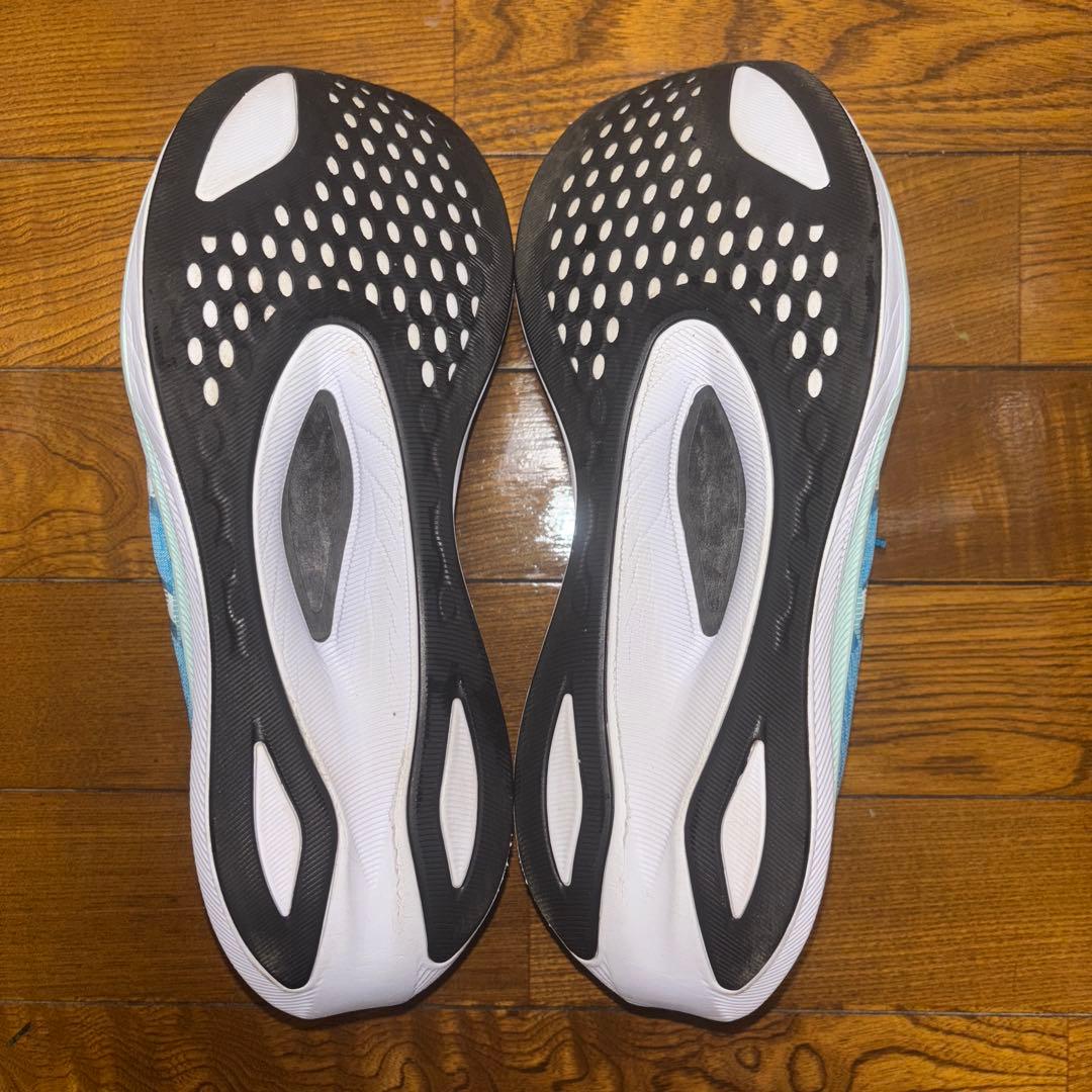 アシックス　マジックスピード4 27.0cm