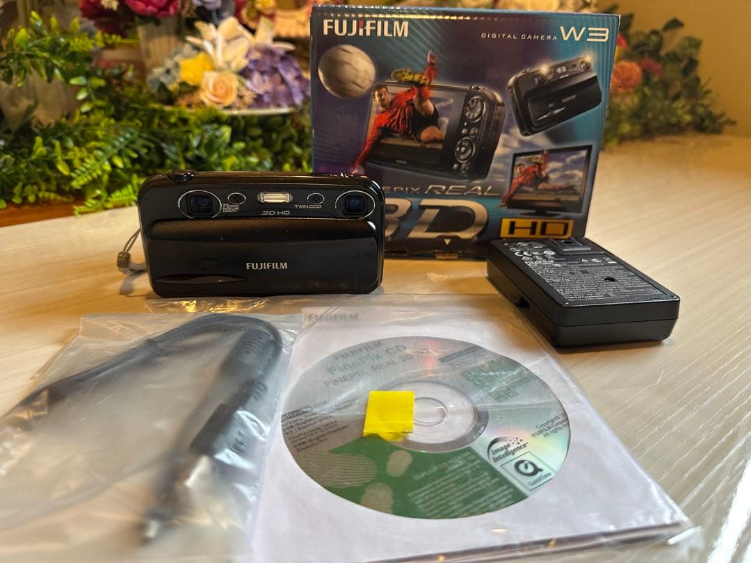 レアカメラ 富士フイルム 3DデジタルカメラFinePix REAL 3D W3