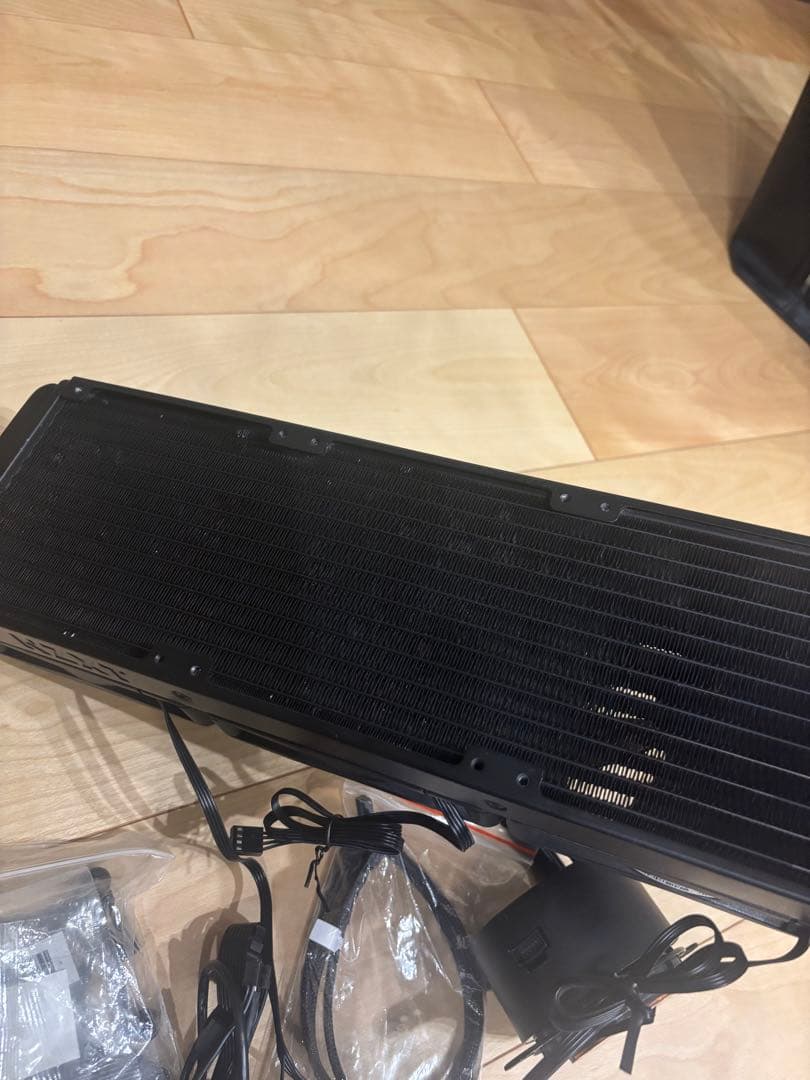 NZXT KRAKEN 水冷クーラー