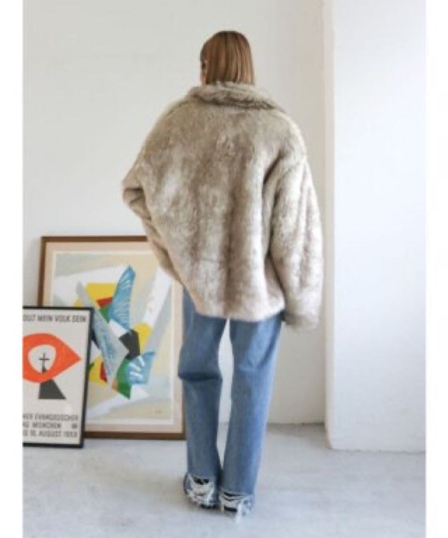 ungrid ボリュームデザインファーコート　完売品