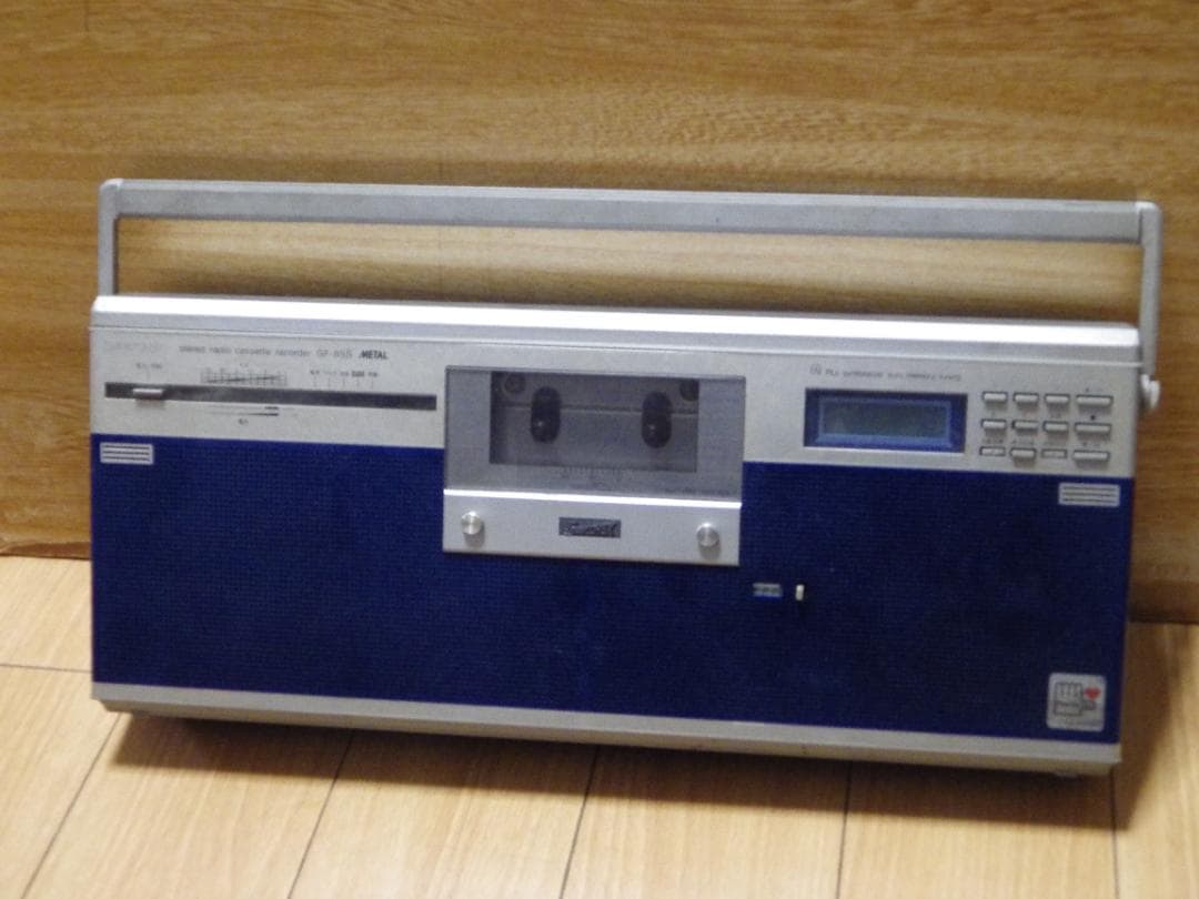 動作未確認・ジャンク品・ステレオラジオカセットレコーダーSHARP GF-8SS