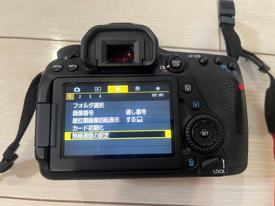 Canon EOS 80D デジタル一眼レフカメラ レンズキット