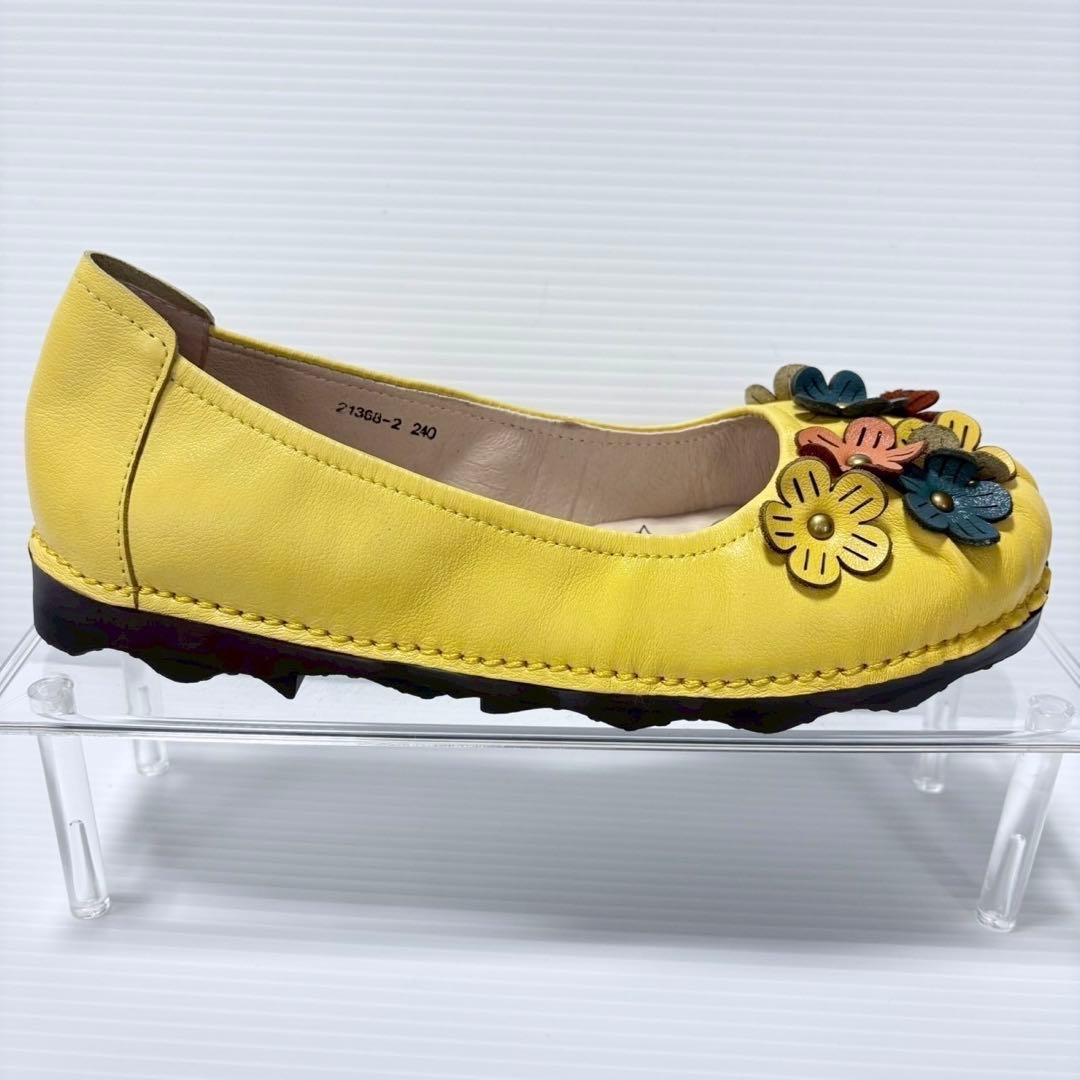 Estacion エスタシオン 小花立体フラワーモチーフ本革フラットパンプス