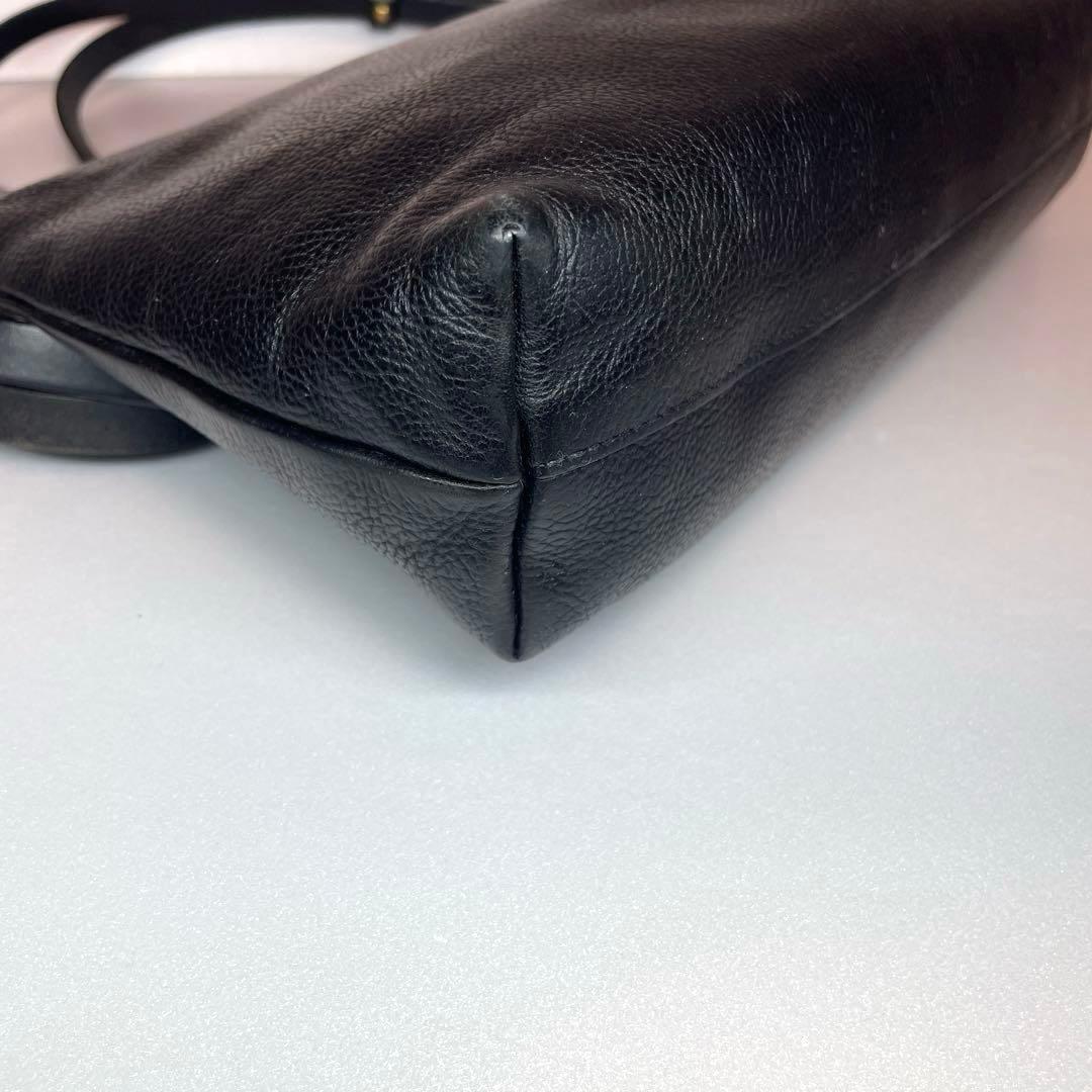 イルビゾンテ(ILBISONTE)ショルダーバッグ 本革 黒