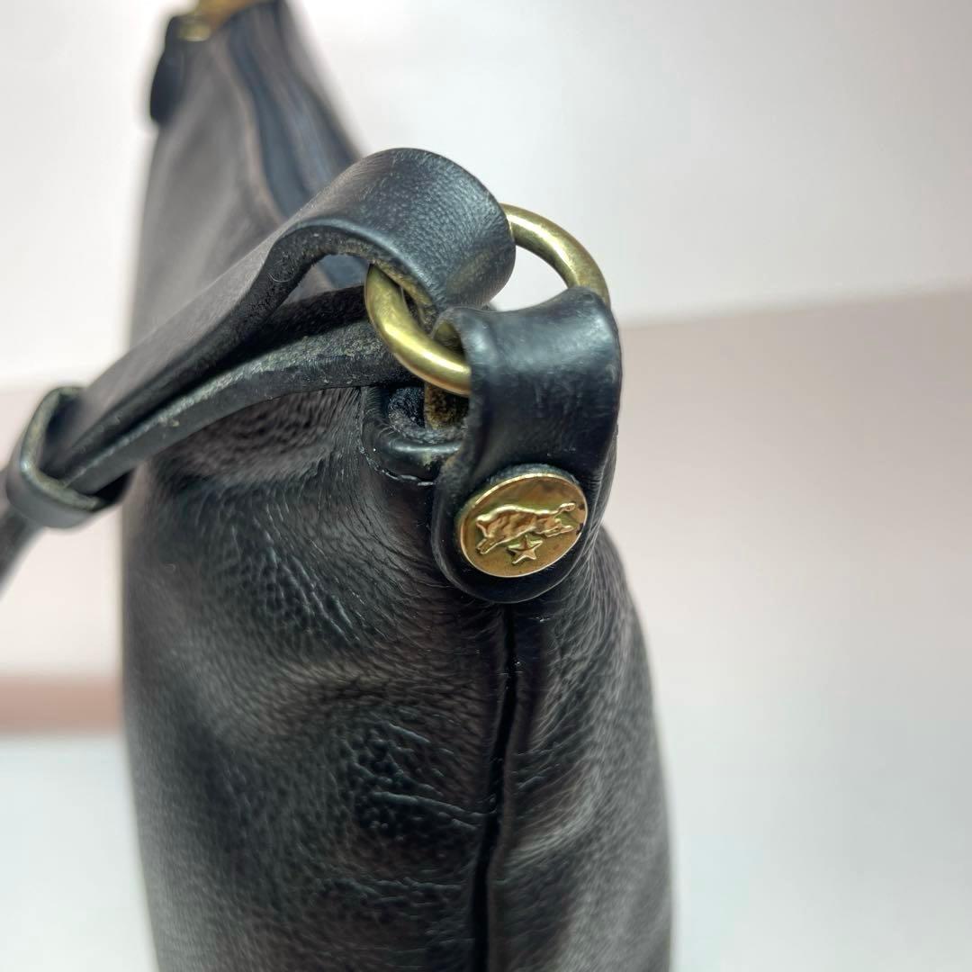 イルビゾンテ(ILBISONTE)ショルダーバッグ 本革 黒