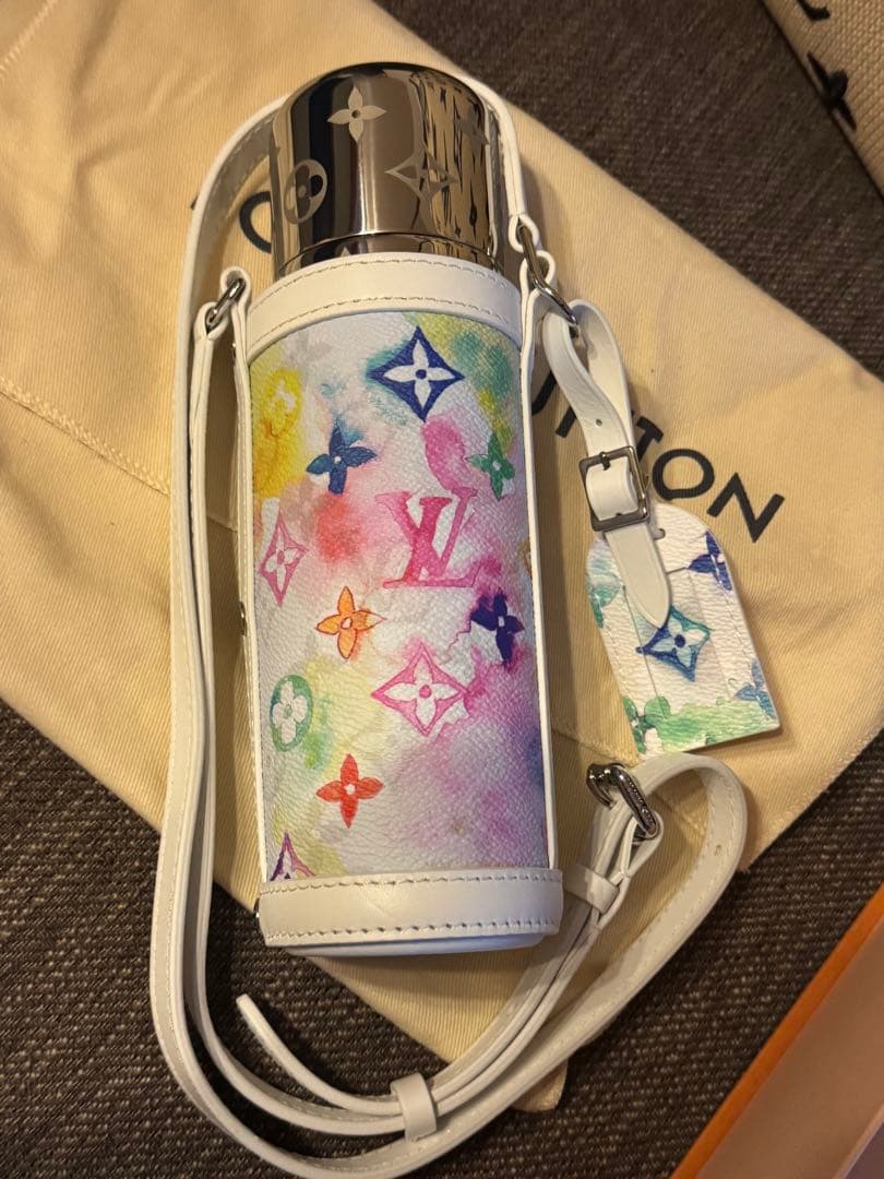 Louis Vuitton 水筒カバー カラフル花柄