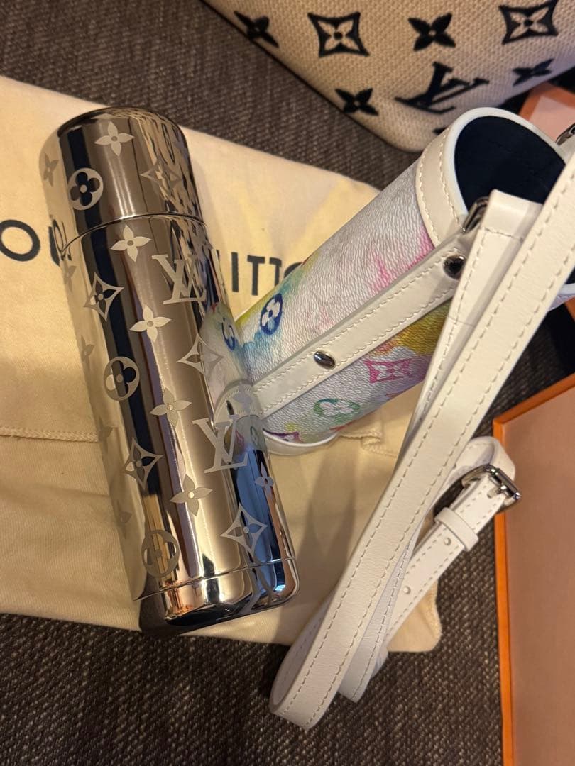 Louis Vuitton 水筒カバー カラフル花柄