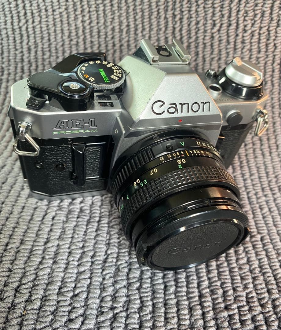 Canon AE-1 programフィルム一眼レフカメラ