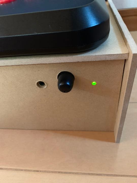 9インチ液晶搭載！アーケード筐体風エミュレーターマシン ラズベリーパイ3モデルB