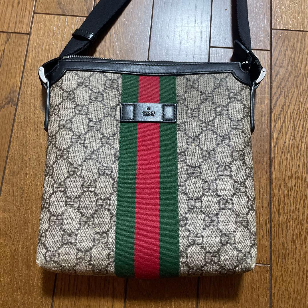 GUCCI ggスプリーム　ショルダーバッグ
