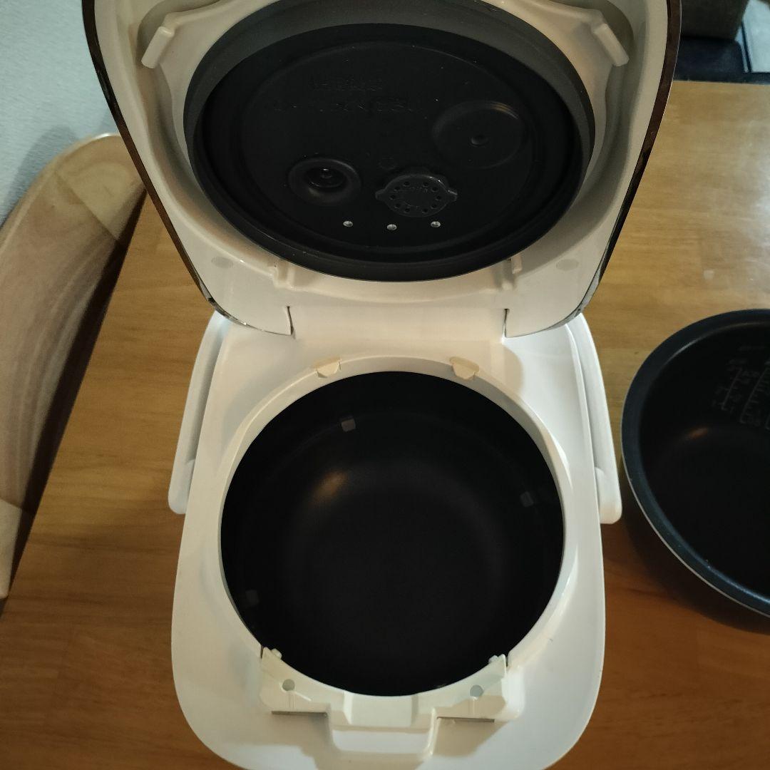 良品 ZOJIRUSHI 炊飯器 NW-PS10 炎舞炊き 象印 2021年製