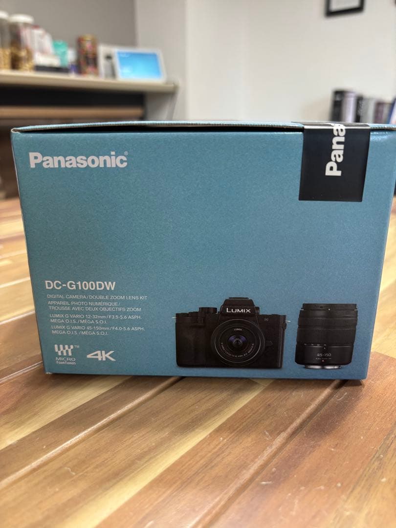 【未使用】Panasonic DC-G100DW ミラーレスカメラ　おまけ付き