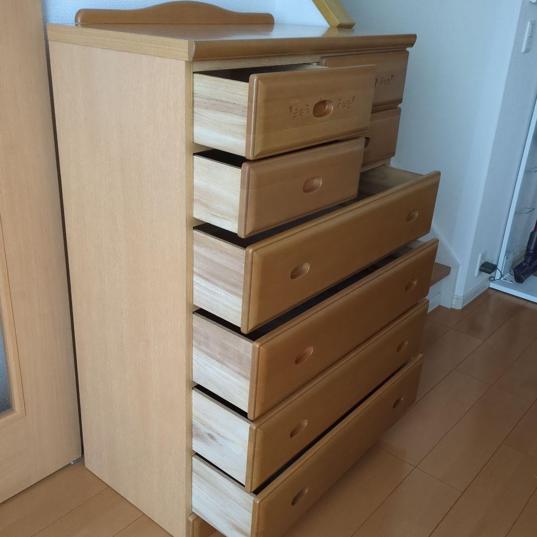 【3月23日まで】花柄彫刻つき　ナチュラルウッド チェスト