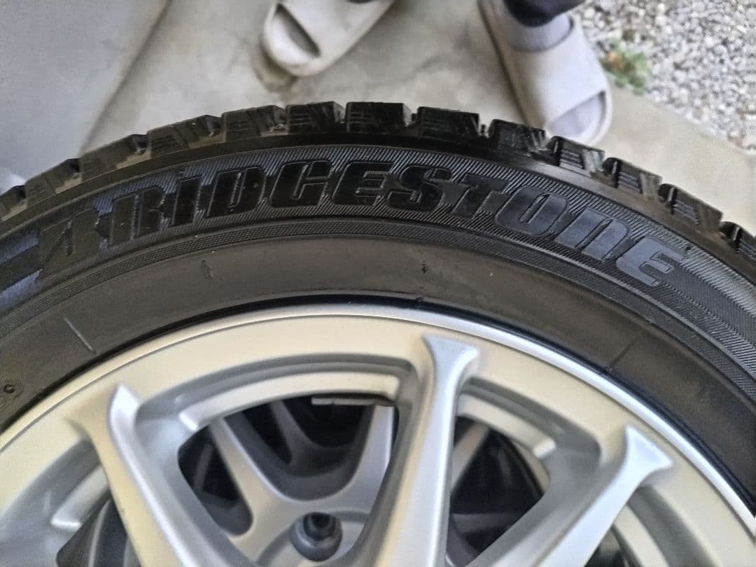 ブリジストンブリザックスタッドレスタイヤ 155/65R13 4本セット
