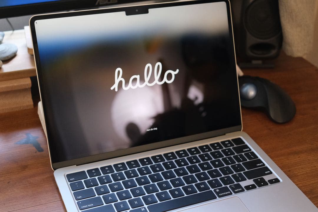 MacBook Air M2 13.6 512GB 美品 充電3回