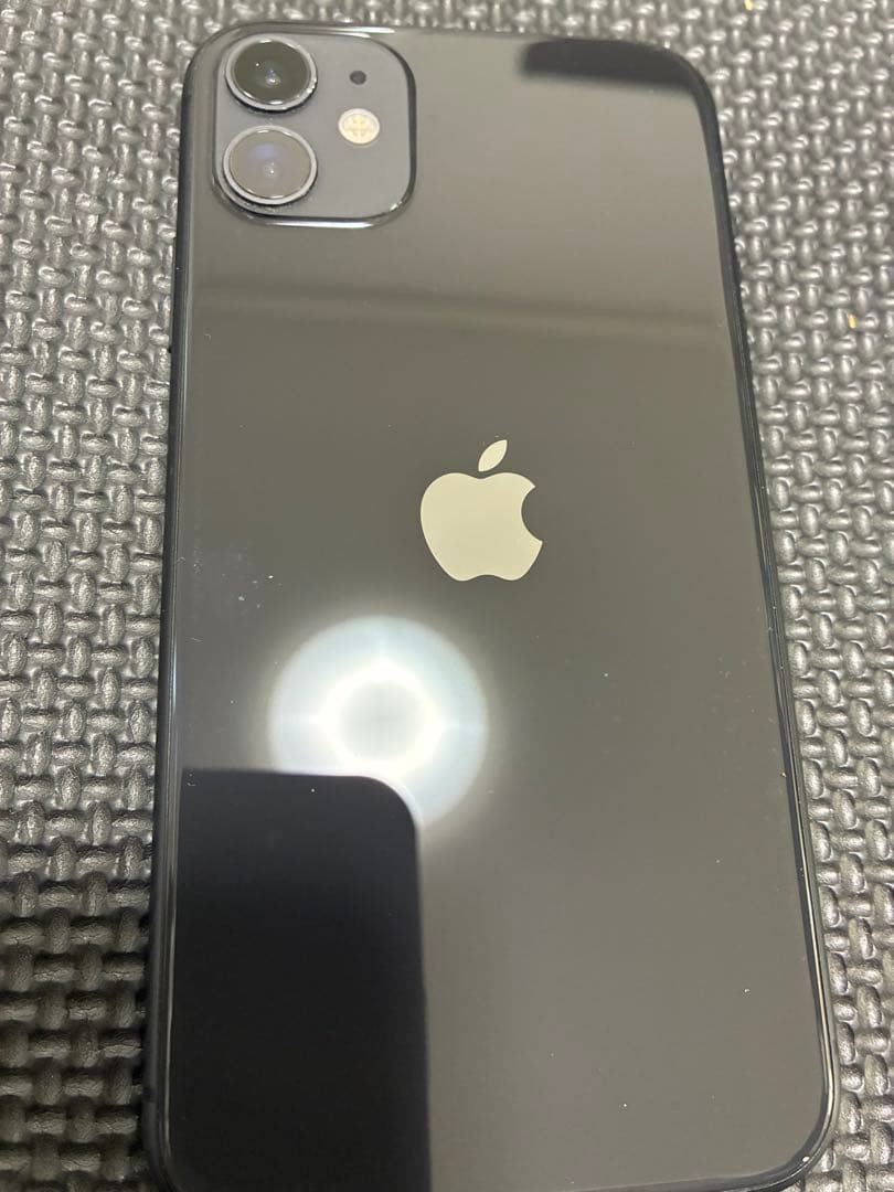 iPhone 11 ブラック 128GB SIMフリー（箱・純正ケーブル付き）