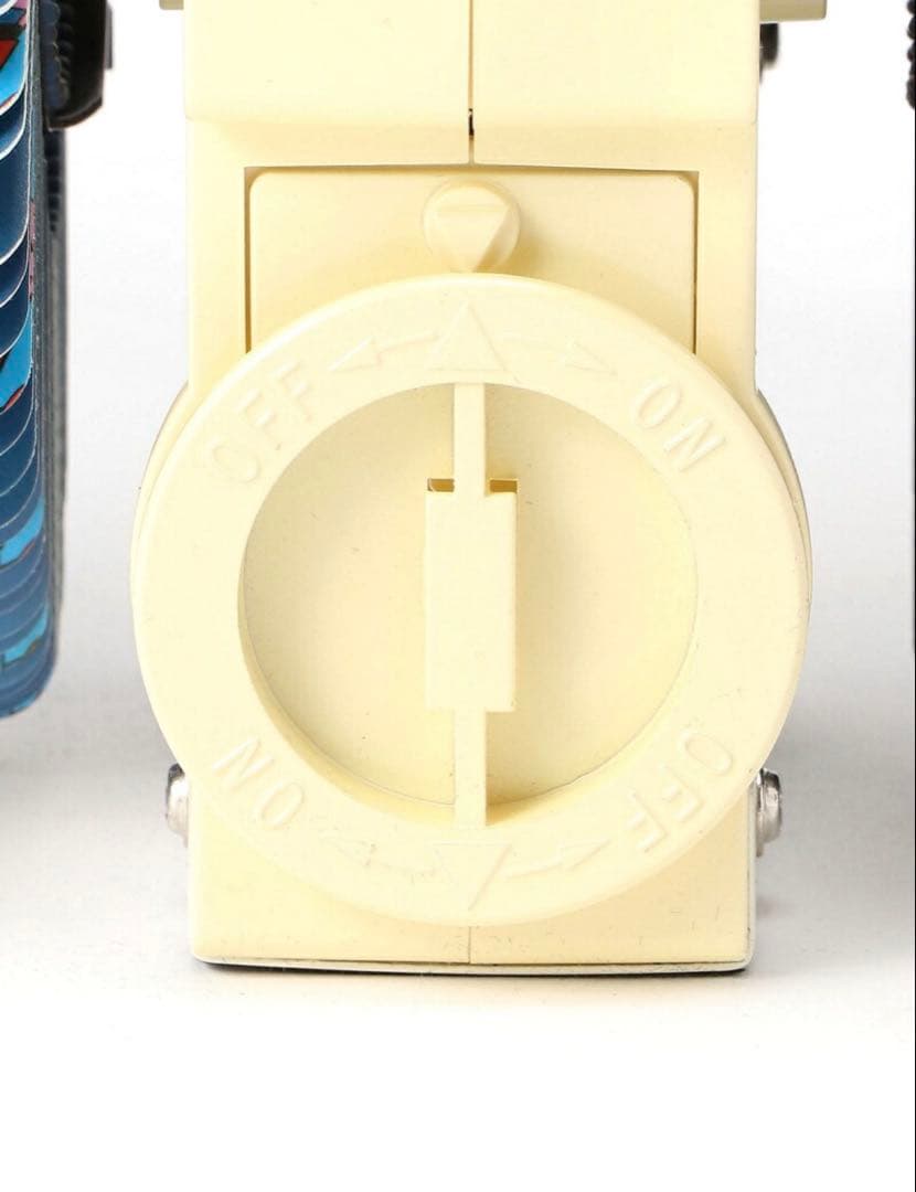 niko and... ビートルズ　イエローサブマリン　時計