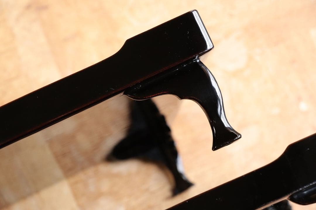 木製　黒塗　四方膳　二客　脚付　四君子　金蒔絵　茶懐石