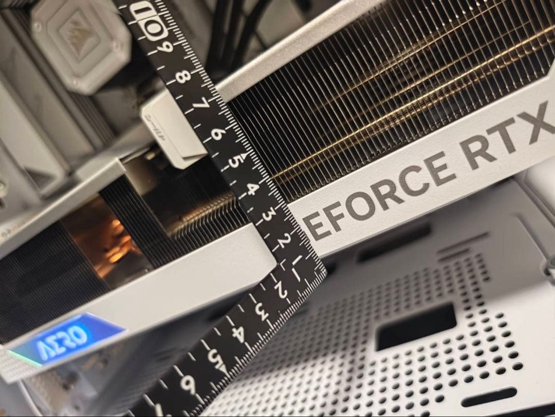 グラフィックボード・グラボ・ビデオカード GIGABYTE GEFORCE RTX4080SUPER AERO OC16G