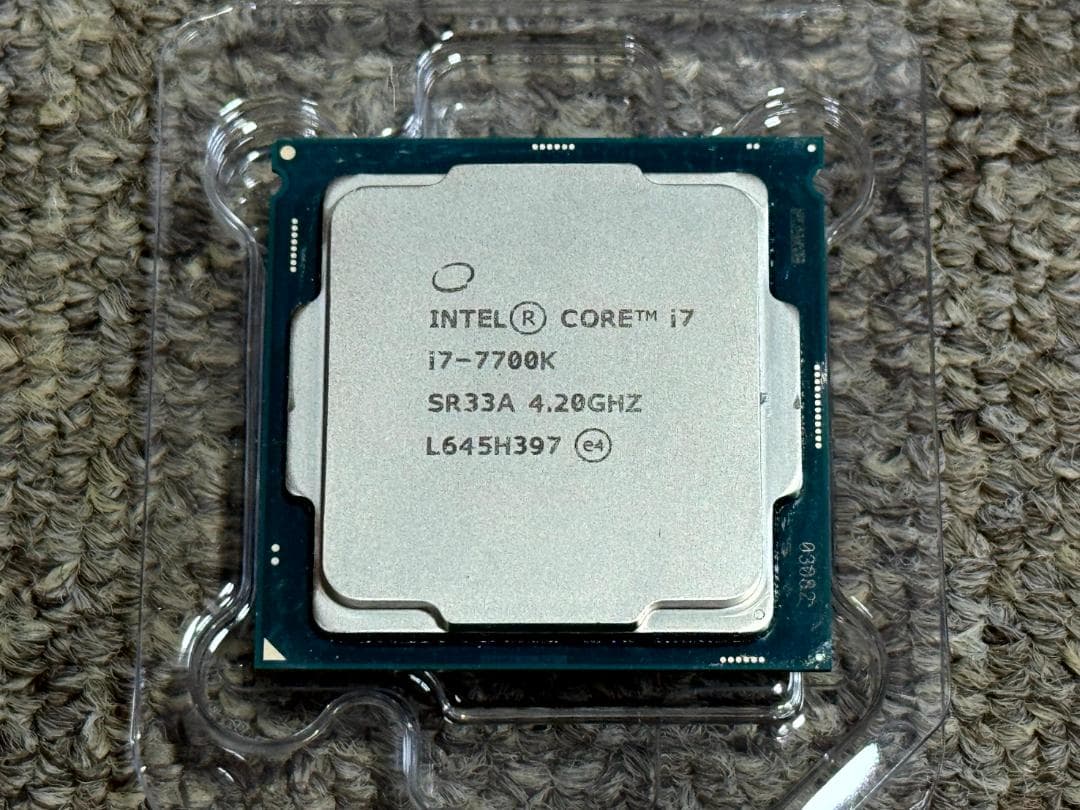Intel Core i7-7700K CPU 4.20GHz 中古